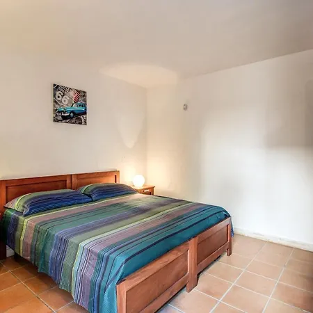 Holiday home Yellow Star Holiday House Marina di Mancaversa